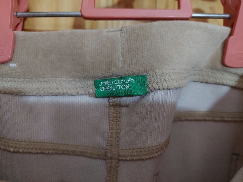 Calças beges benetton 8 anos