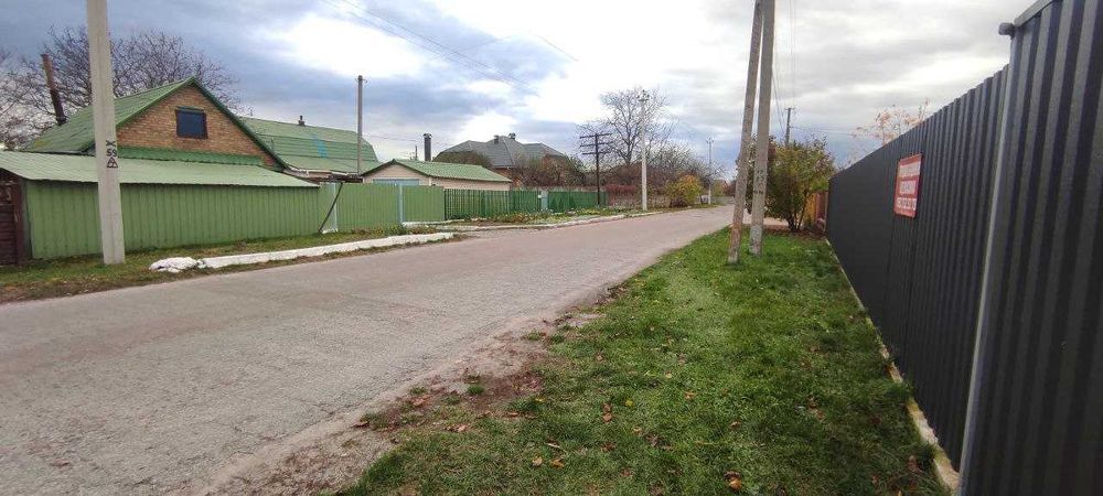 Коттедж з бомбоупорним дахом в Любимовке (Гуровщина) – 15 км от Киева!