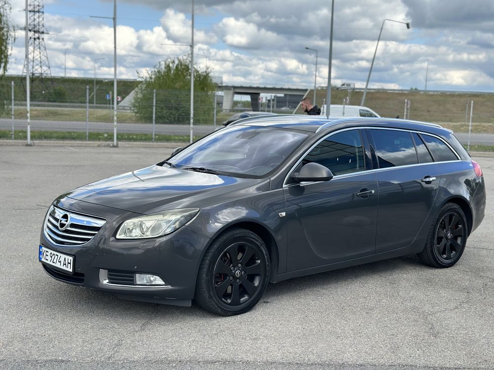 Opel Insignia 2.0 дизель 2012