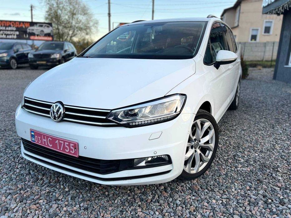 Volkswagen Touran 2016 рік 2.0 TDI DSG