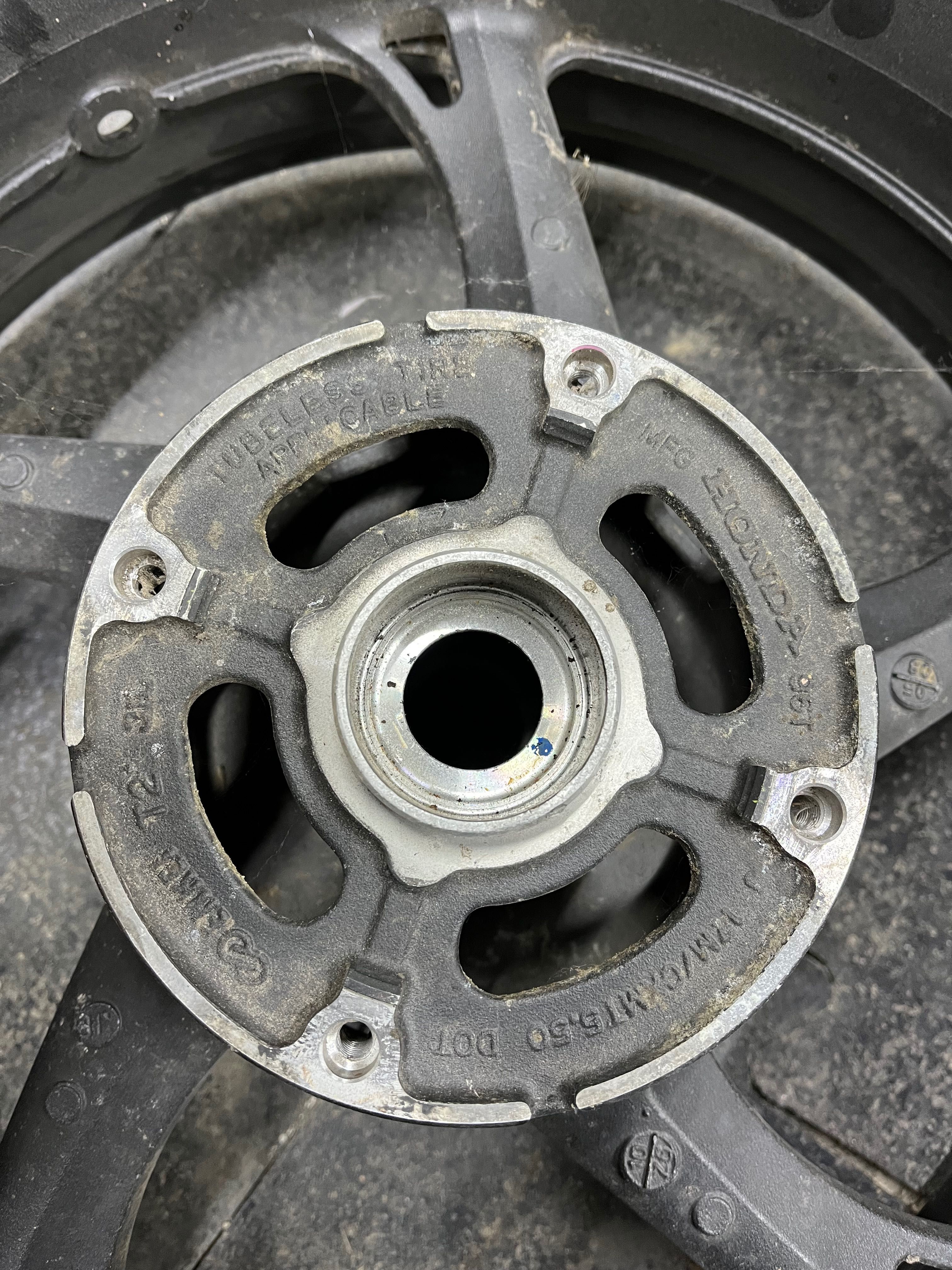 Колесо диск Honda Hornet cb600f 2008