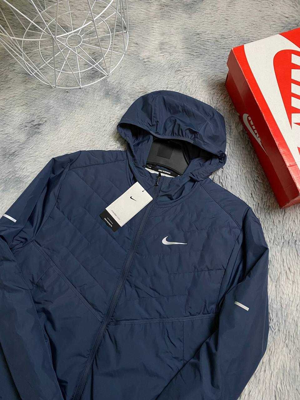 Куртка ветровка Nike Therma Fit