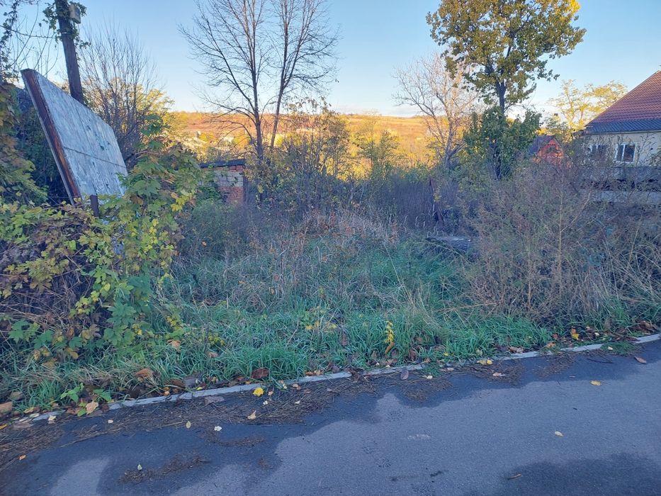 Земельна ділянка 9 соток