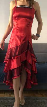 Czerwona sukienka w stylu hiszpańskim