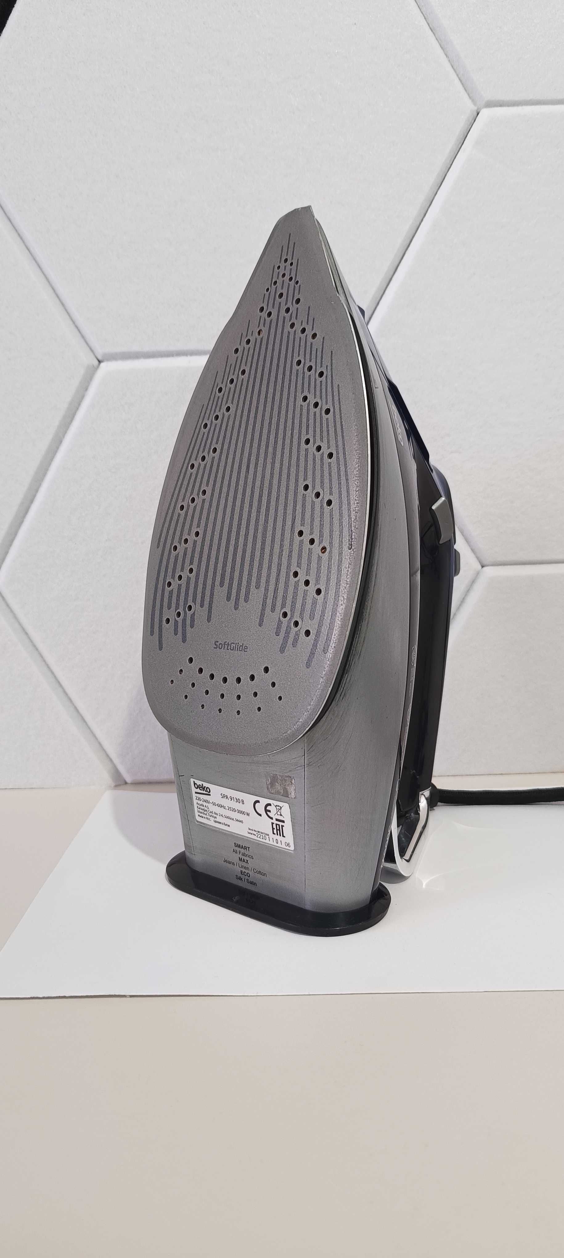 Żelazko Beko FutureIron Premium SPA9130B SoftGlide 280g/min