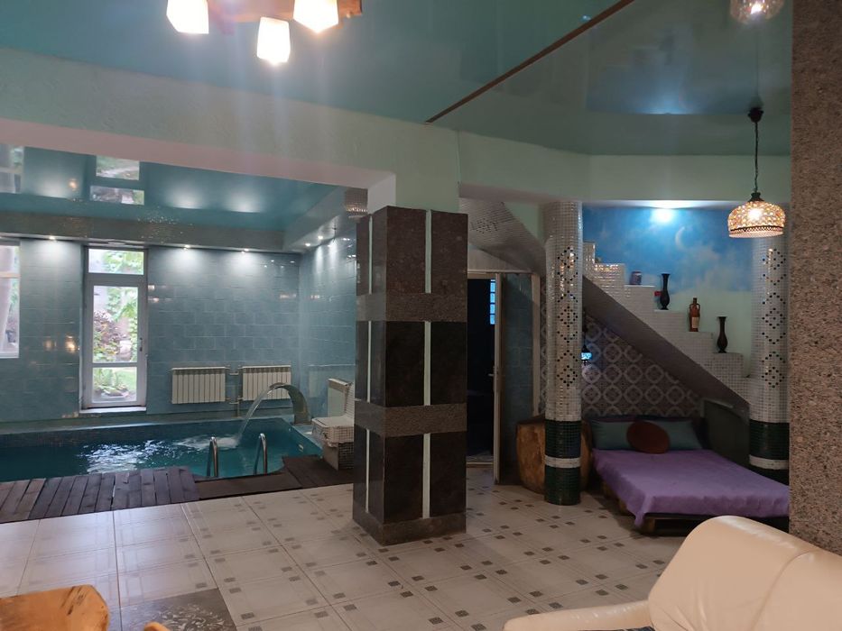 Дом у моря с бассейном и сауной