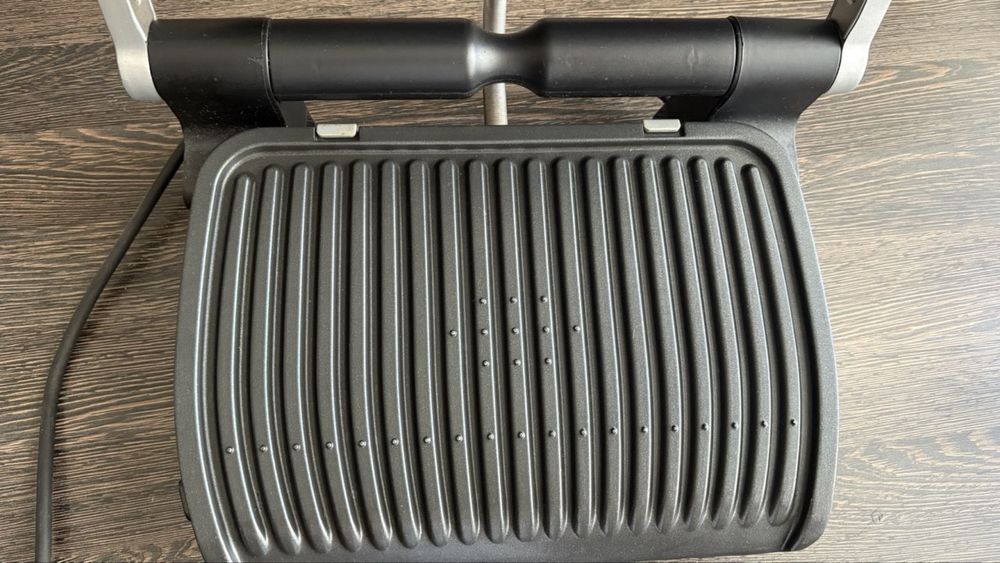 Продам гриль Tefal. Стан нового