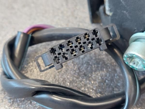 Retrovisor / espelho esquerdo VOLKSWAGEN Passat Variant (3B5)