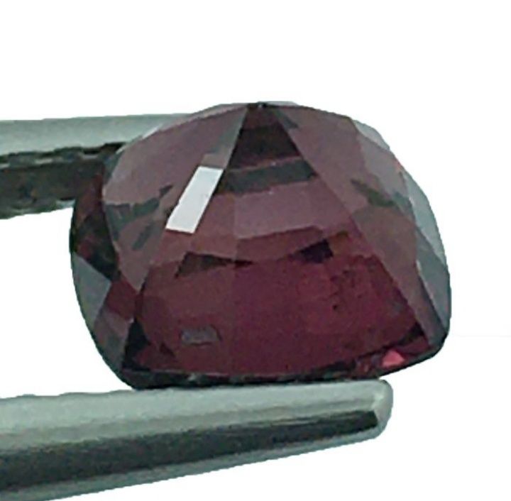 Espinélio natural vermelho 1.39cts certificação gemológico IGI