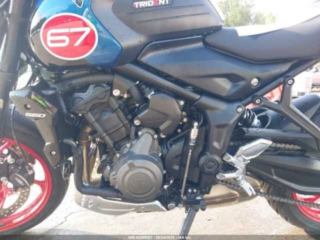 2026 TRIUMPH TRIDENT 660 triple t