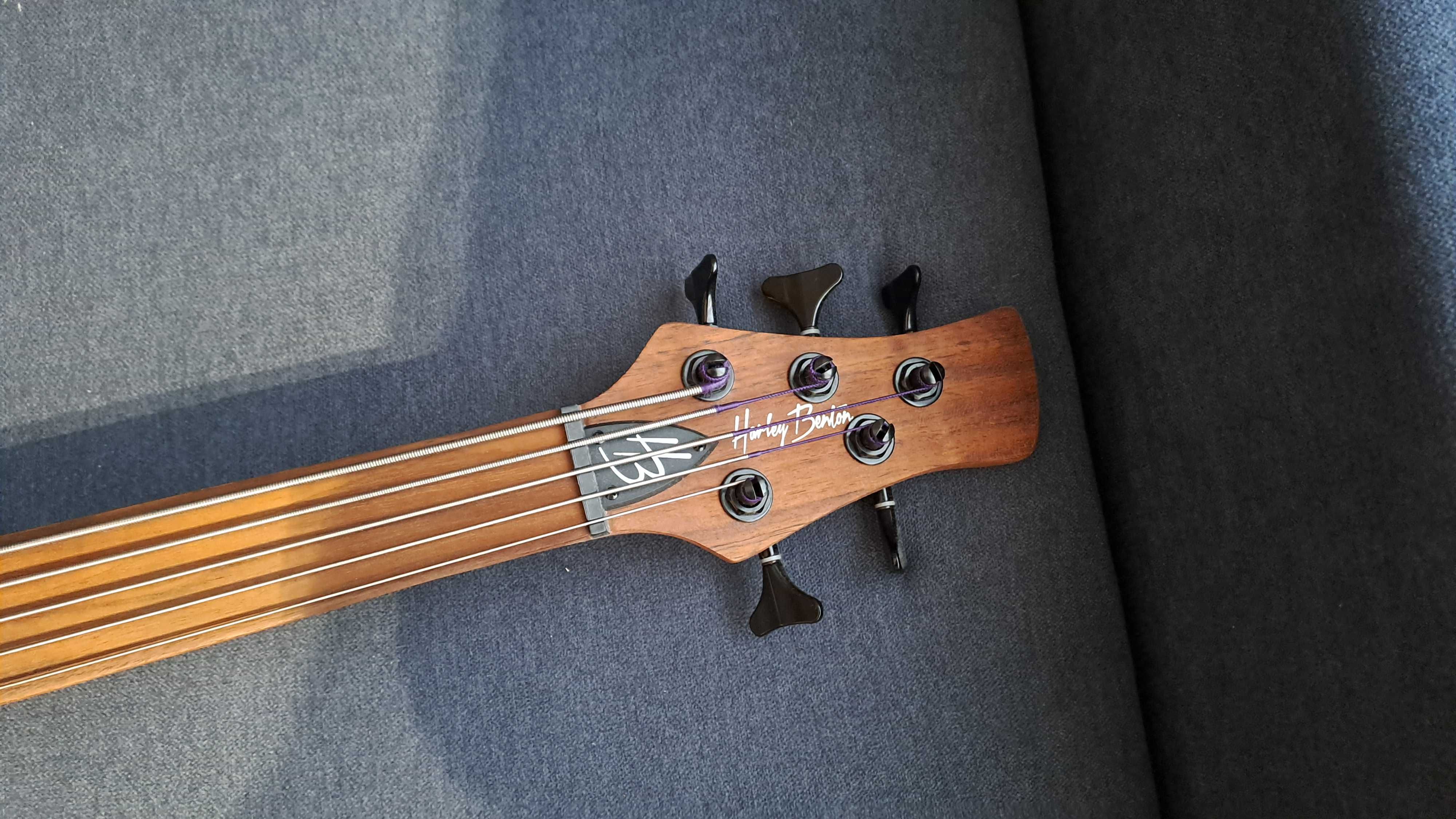 Gitara basowa bas harley benton hbz-2005fl bezprogowa, fretless