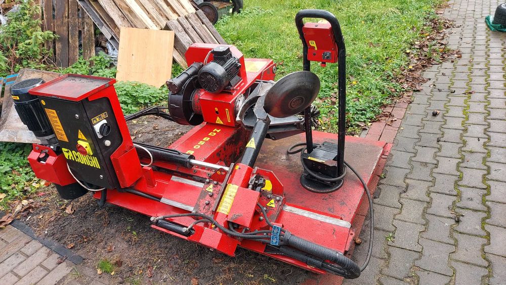 Montażownica do kół ciężarowych CORGHI HD 850A