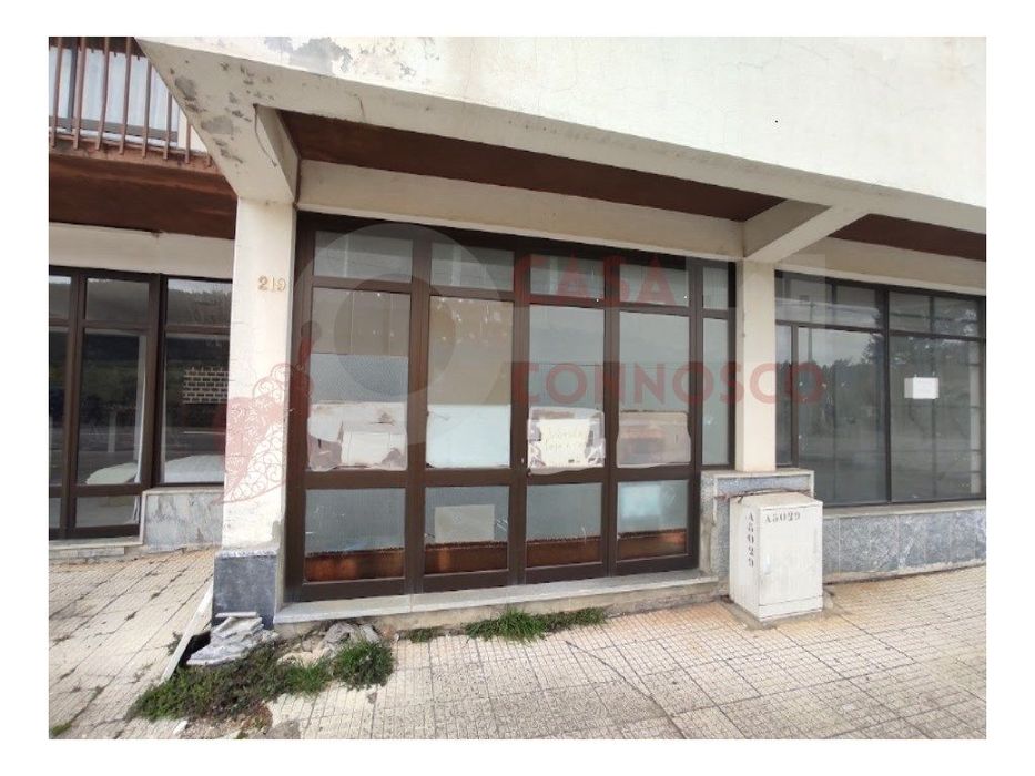 Loja comercial em boa localização