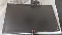 Монітор 24" LG 24EA53VQ-P на деталі+блок жівлення, кабель, підставка.