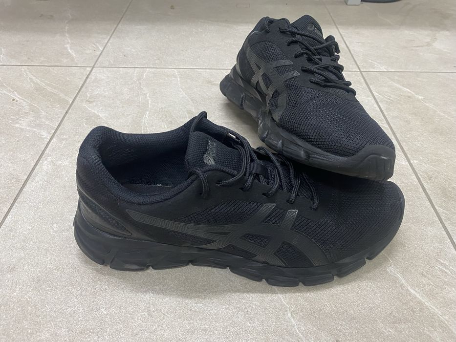 Продам чоловічі кросівки asics gel