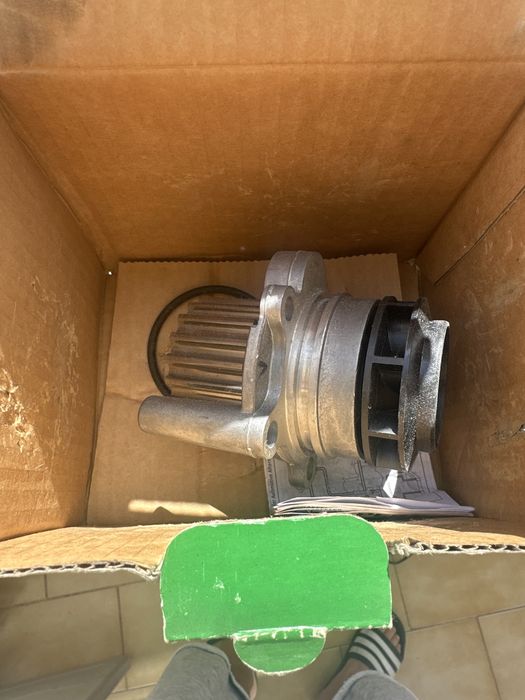 Bomba de agua 1.9tdi nova