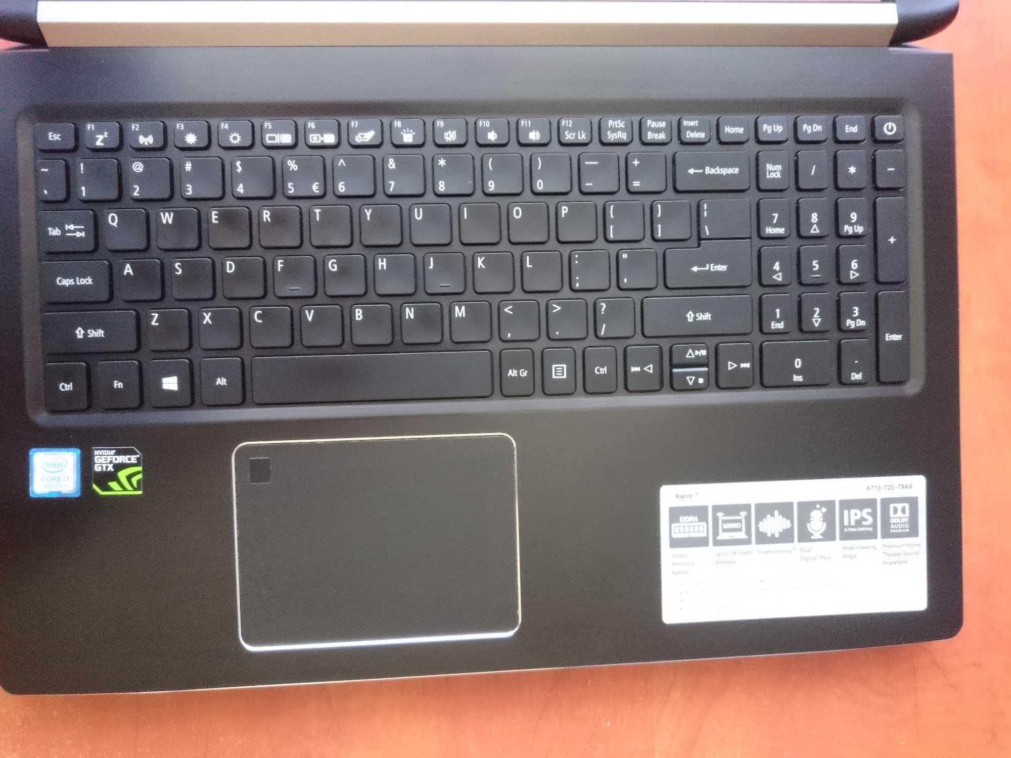 Laptopa Acer a715-72g 15cali (i7-8750H, ddr4 16GB, dysk 512, gtx1050ti