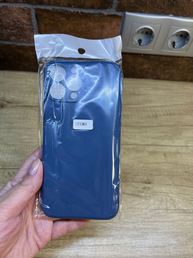 Чохол силіконовий на iPhone 13 Pro Max синій
