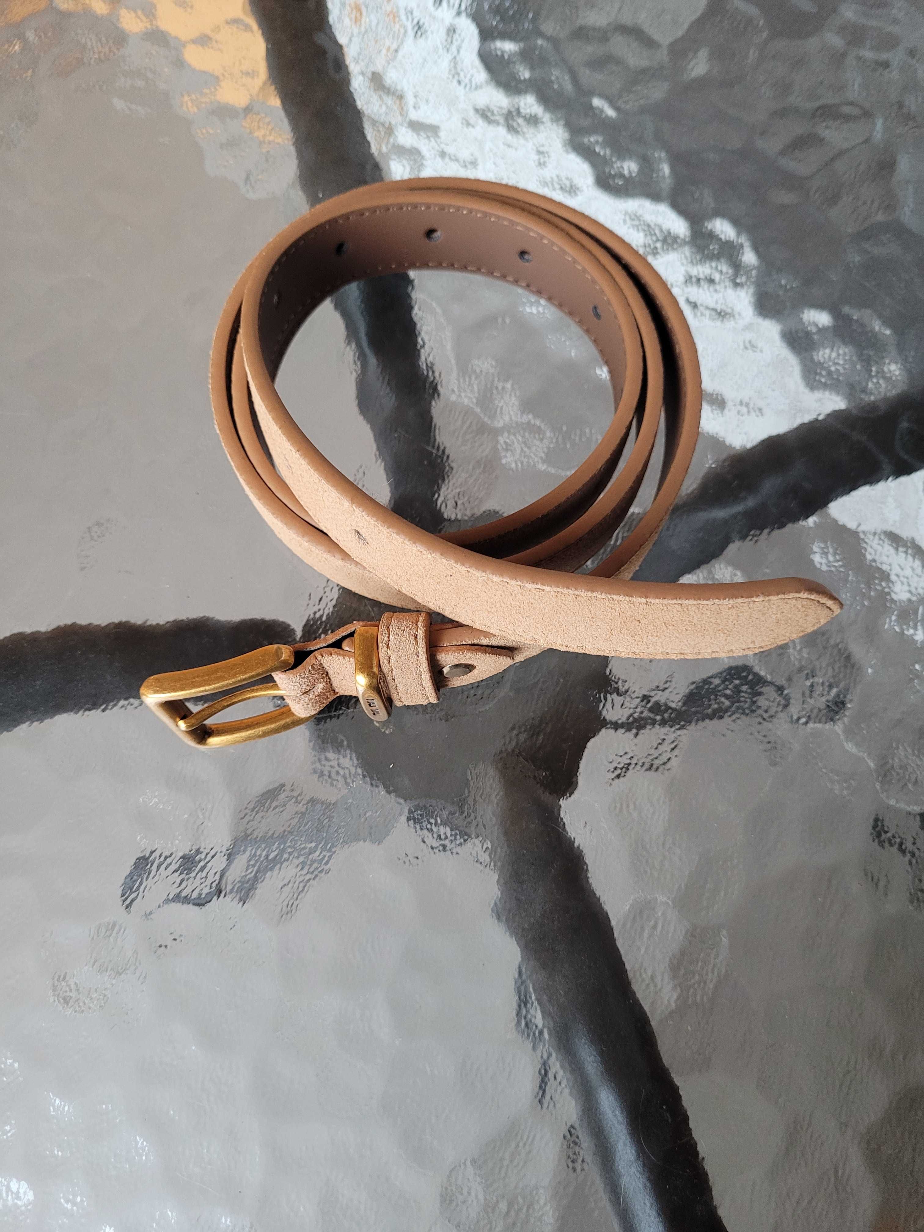 Beżowy damski zamszowy pasek 105 cm