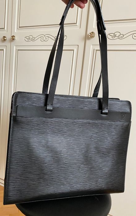Сумка Louis Vuitton Black Leather Signature Epi Croisette PM оригінал