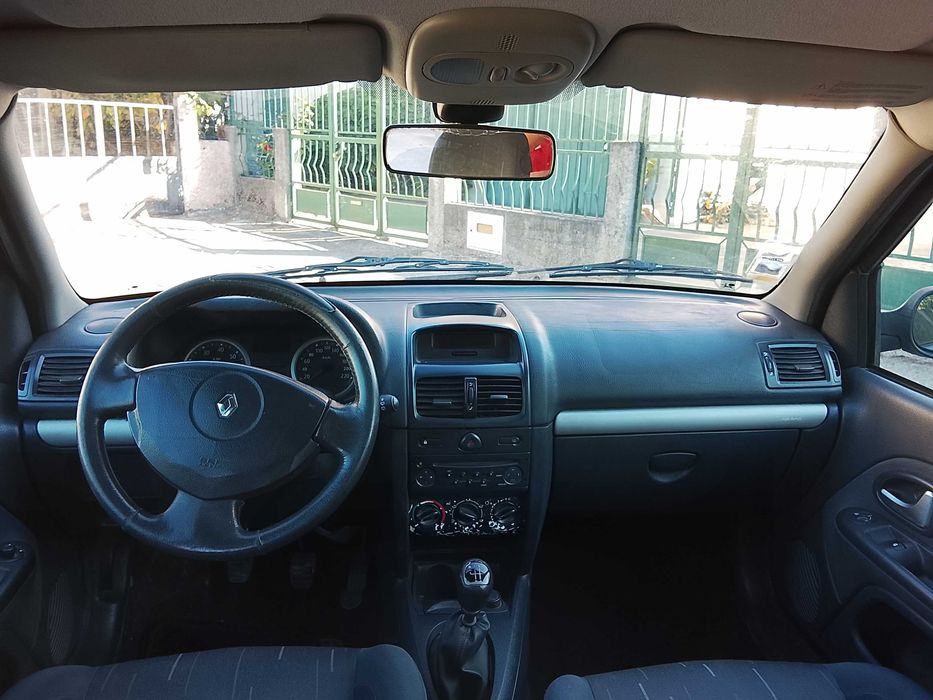 Renault Clio ll 1.4 ano 2005