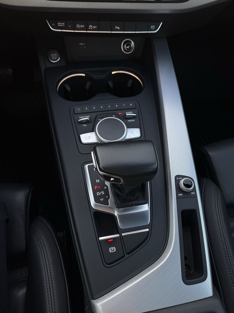 Audi a4 b9 2028 Quattro  •  S-line