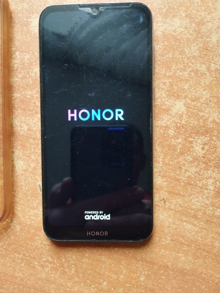 Honor 8s 2/32 gb