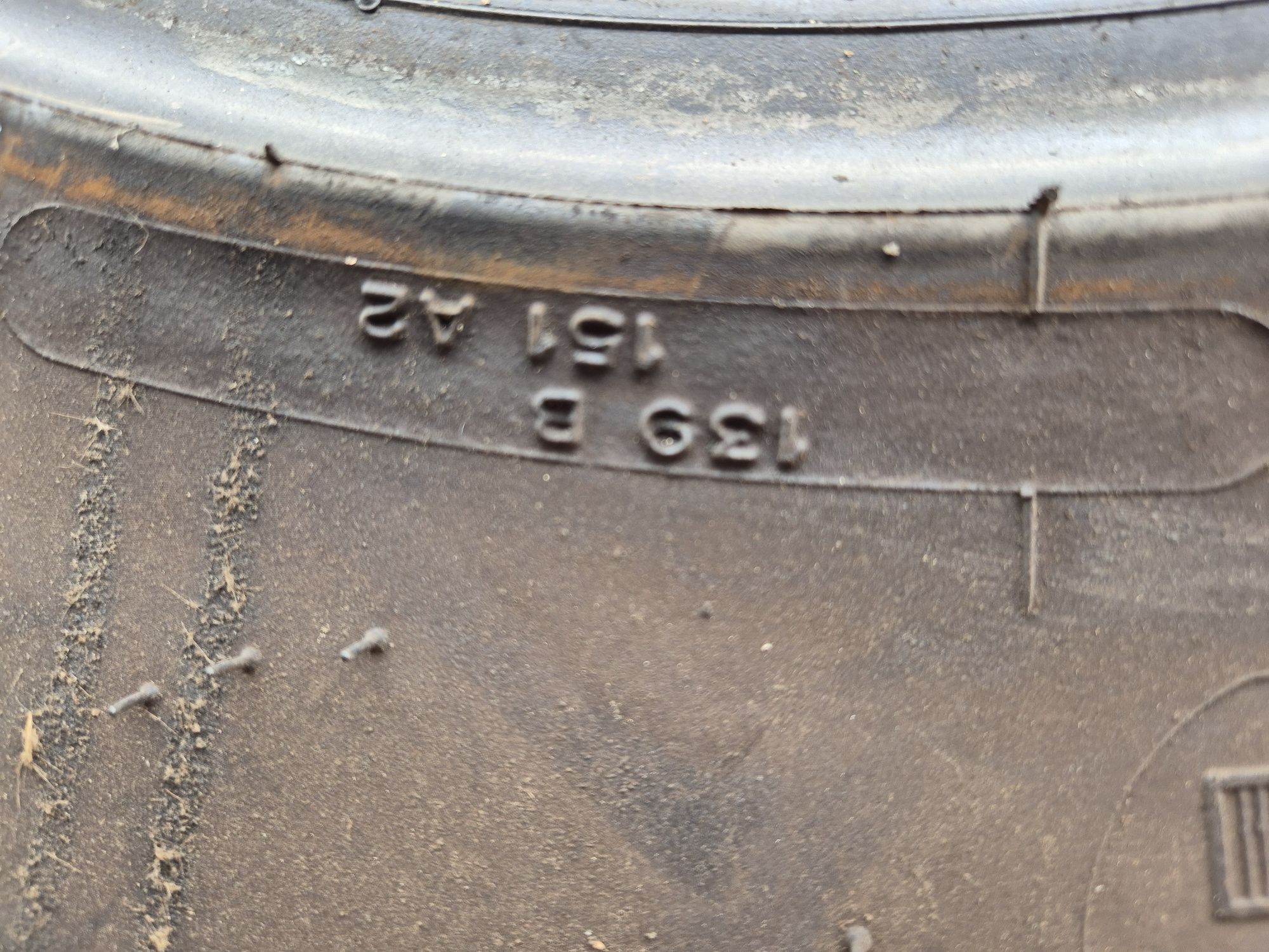 Opony 335/80r18  340/80r18  12.5r18 Michelin