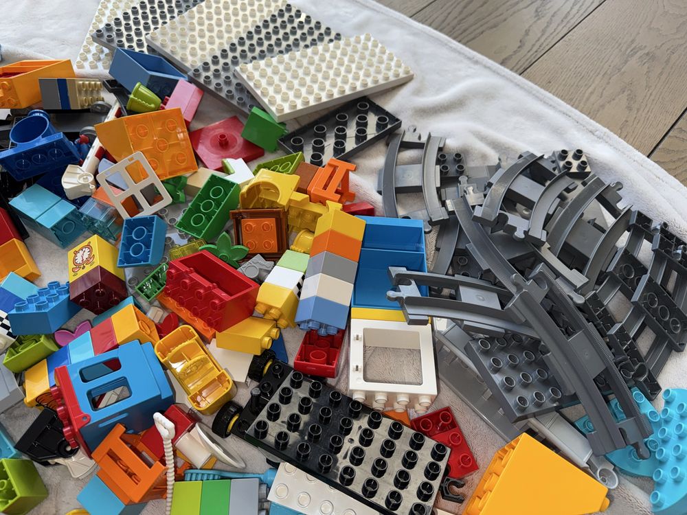 Lego duplo 5kg kilka zestawów
