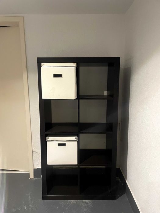 Estantes em cubo, preta, perfeita condição