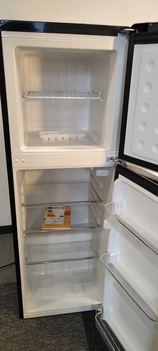 Lodówka czarna Vintage  136L.  Klarstein   S-262