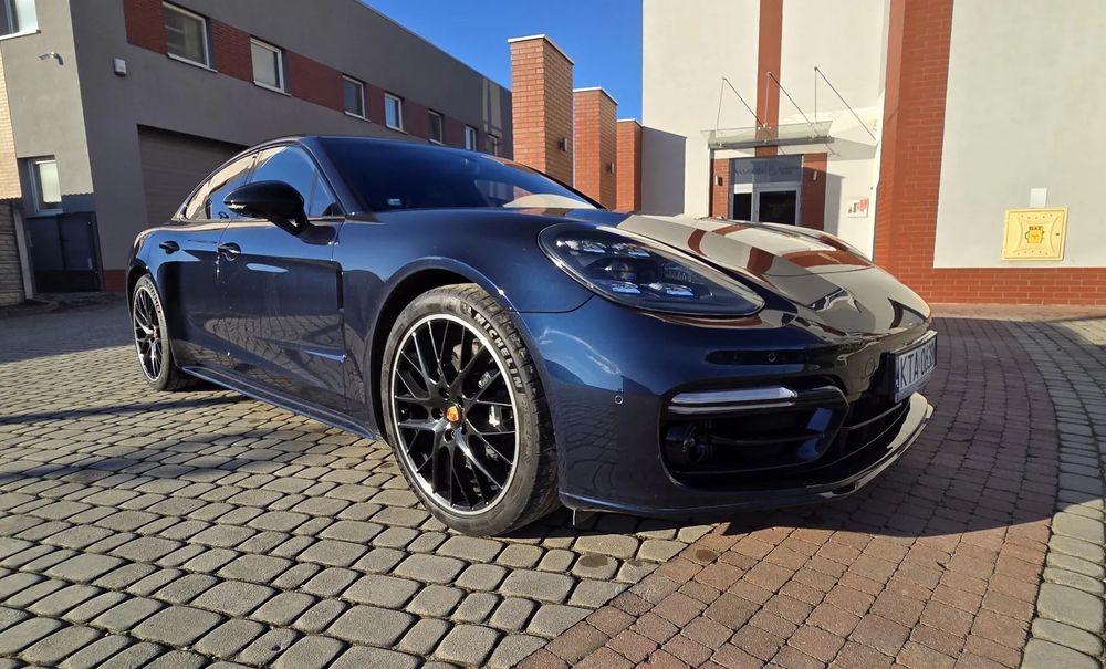 Porsche Panamera GTS 4.0 V8 480KM