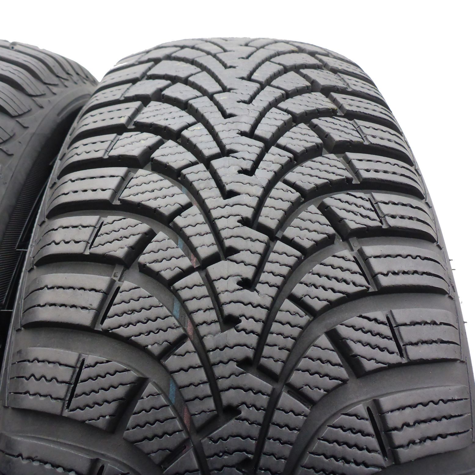 Opony 205/60/16 Goodyear 205/60R16 92H UltraGrip9 Zimowe 2019 8-8,2mm