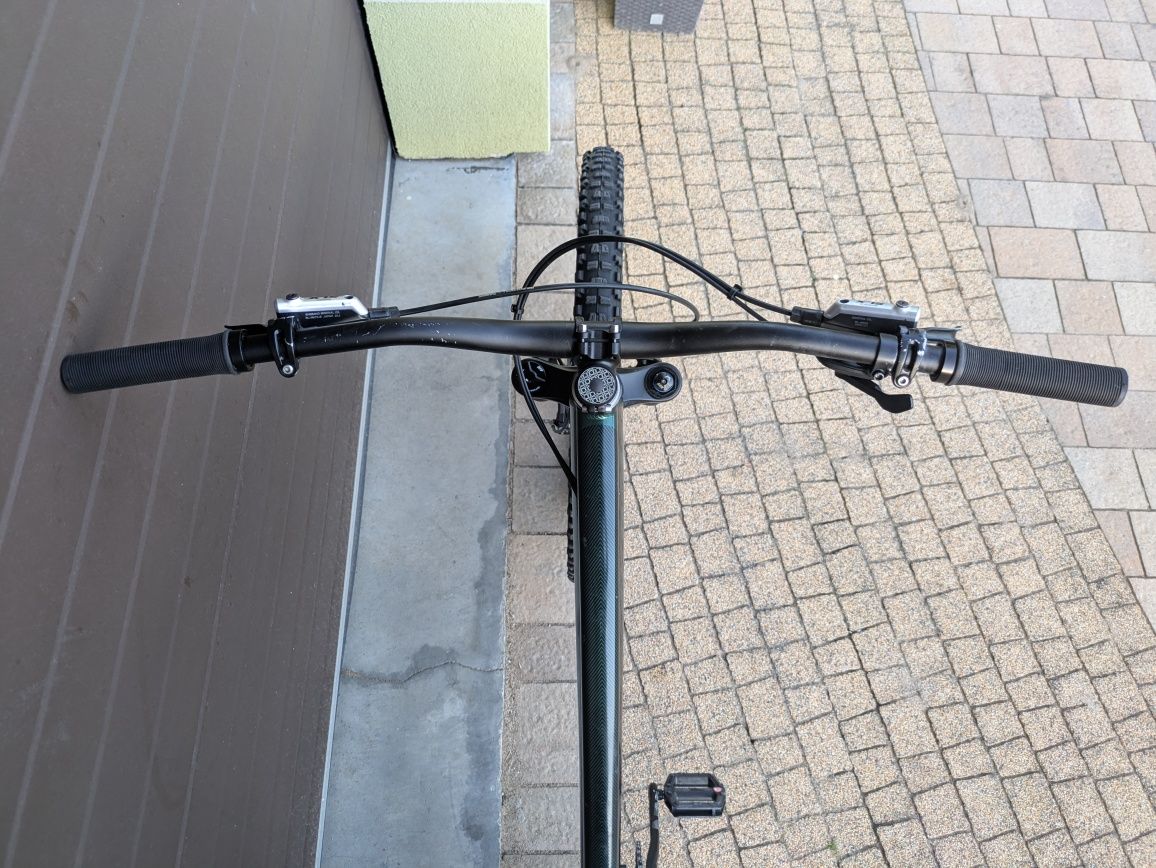 Dartmoor hornet 27.5 L