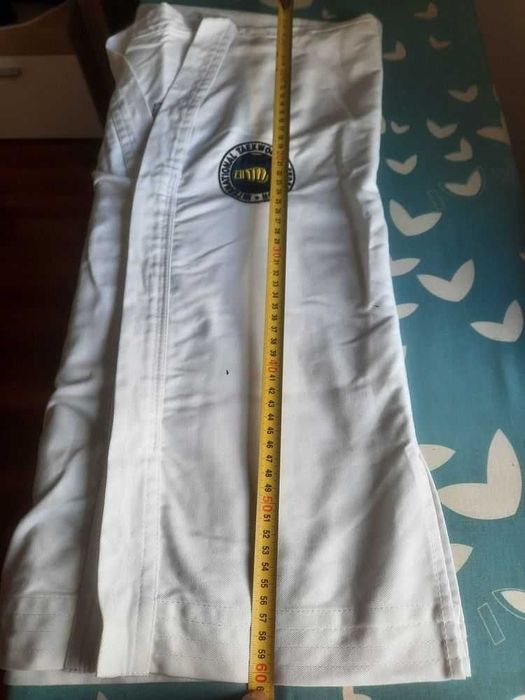 Strój taekwondo szyty na wymiar.
