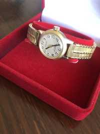 Zabytkowy zegarek damski Format Vintage