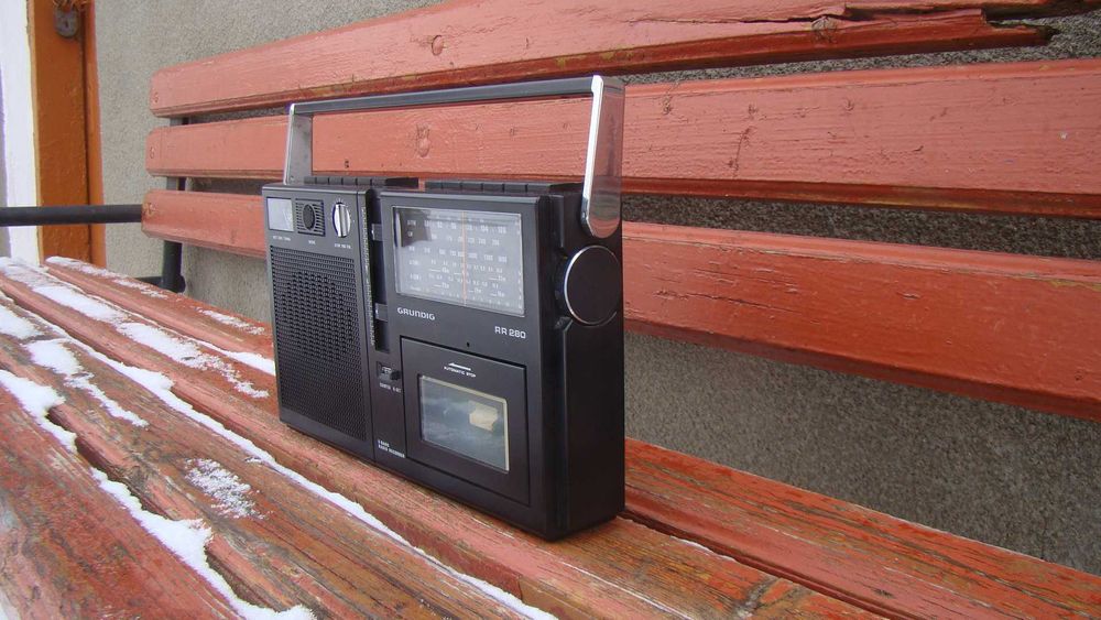 Grundig  RR  280