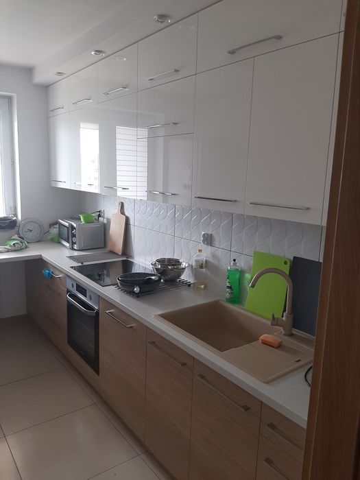 Złota rączka montaż mebli składanie skręcanie Układanie paneli Stolarz