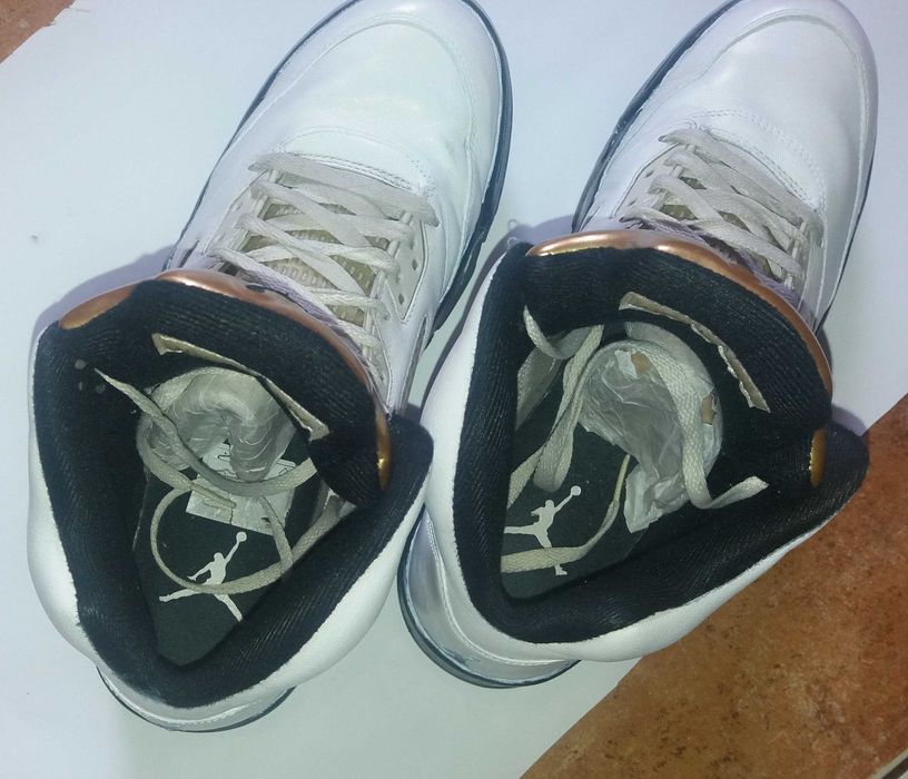 Buty AIR JORDAN 5 - Złoto Metaliczne