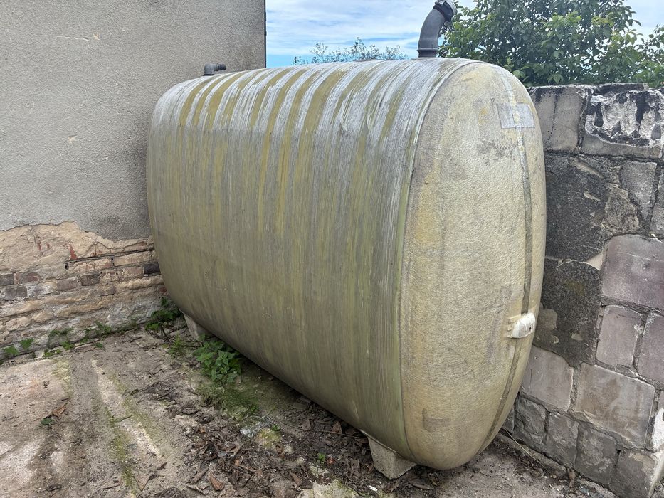 Zbiornik z włókna szklanego 2000l