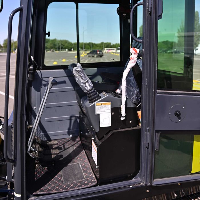 Міні-екскаватор гусеничний RIPPA R350 3х ковша + гідромолот + ікло