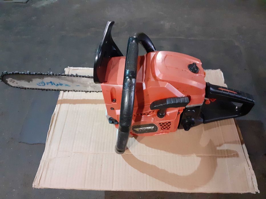 Бензопила Forte FGS5200 PRO