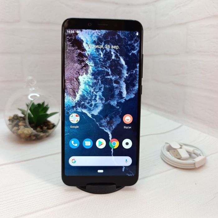 Продам телефон Xiaomi Mi A2 4/64Gb в гарному стані