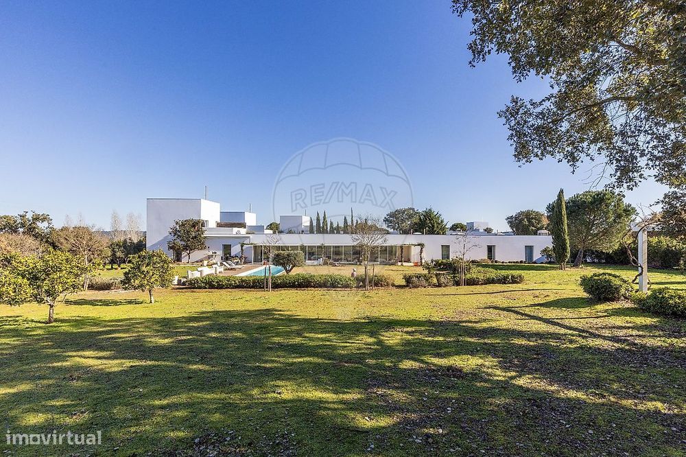 Moradia T4 para venda