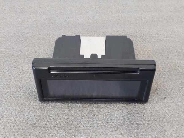 Display / ecrã de informações VOLVO V50 (MW)