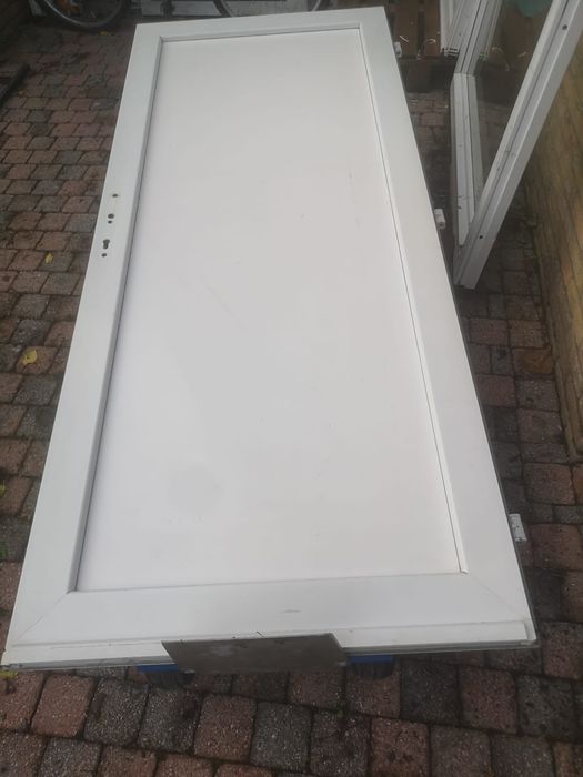 2 Portas em PVC como novas