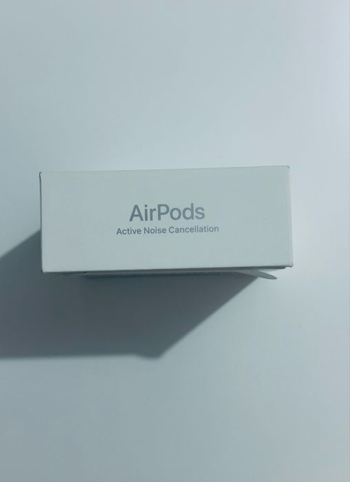 Airpods 4 Active Noise cancelation selado
