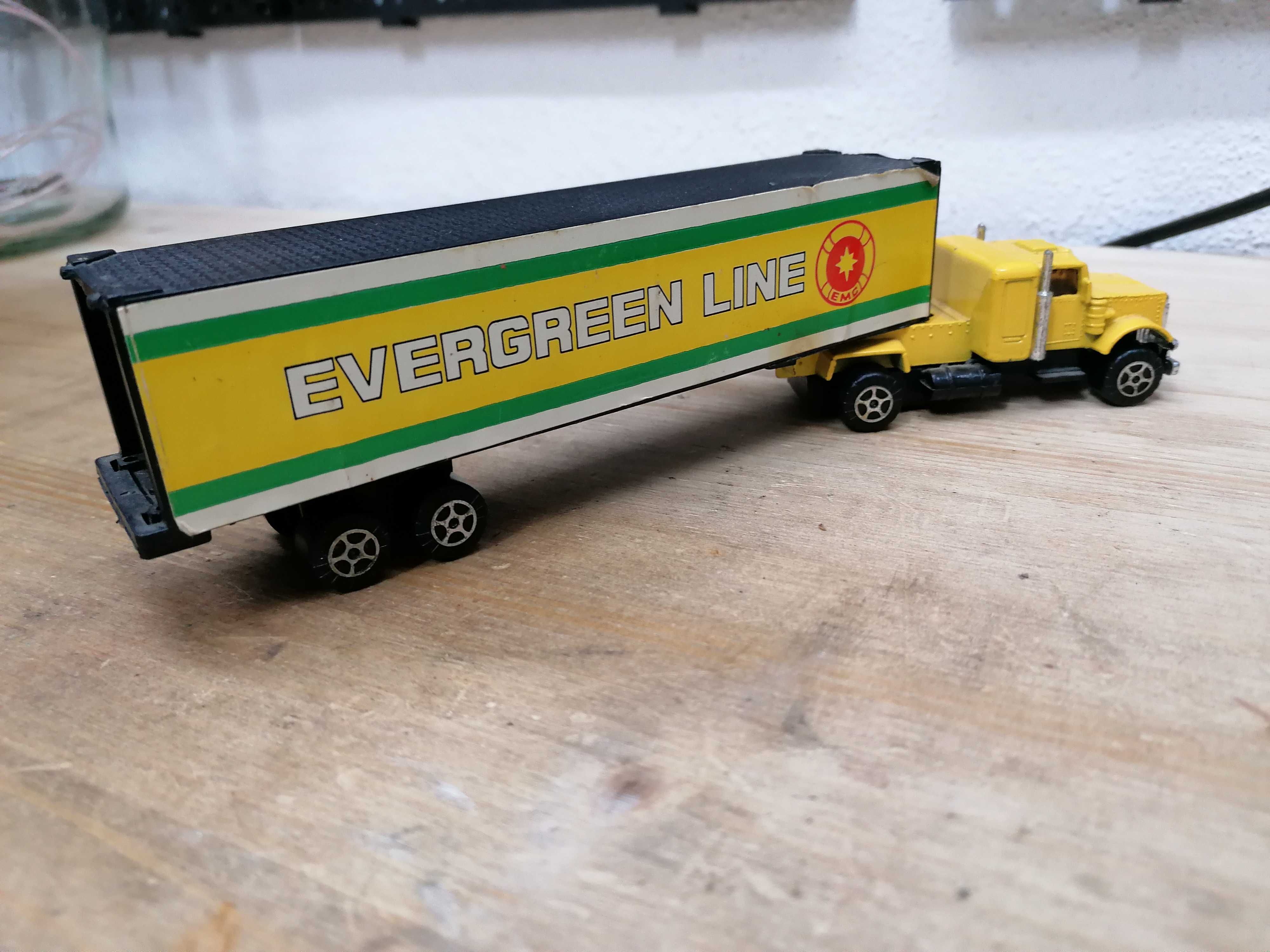Camião Evergreen Line