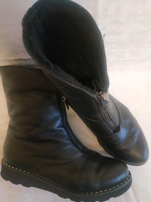 Жіночі шкіряні зимові ботинки