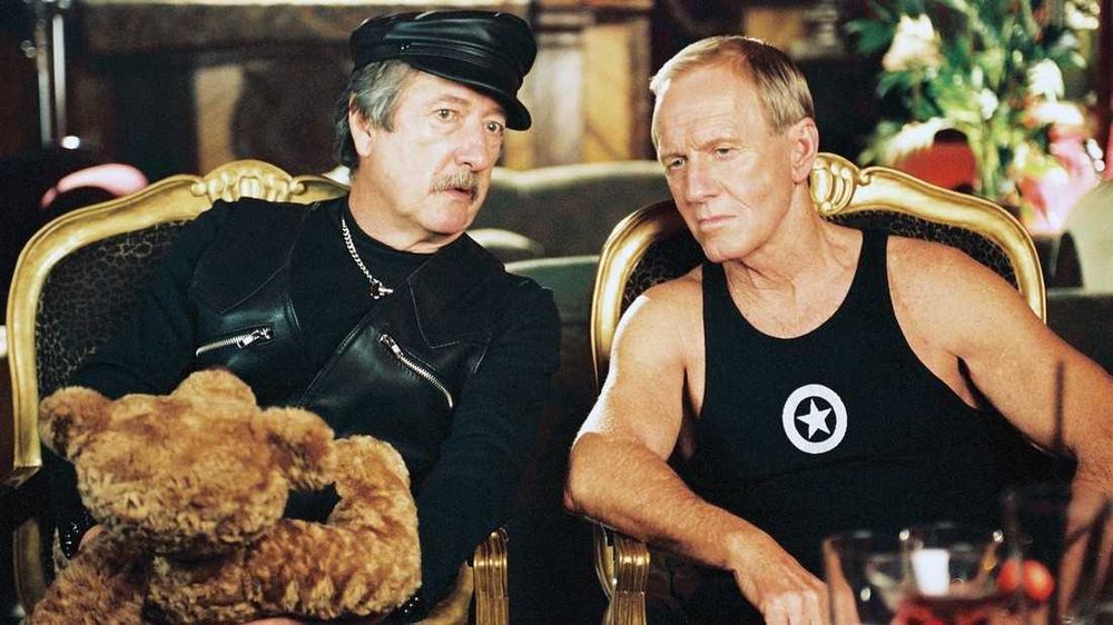 ESTRANHOS COMPANHEIROS DE CAMA (Dean Murphy) Paul Hogan/Michael Caton